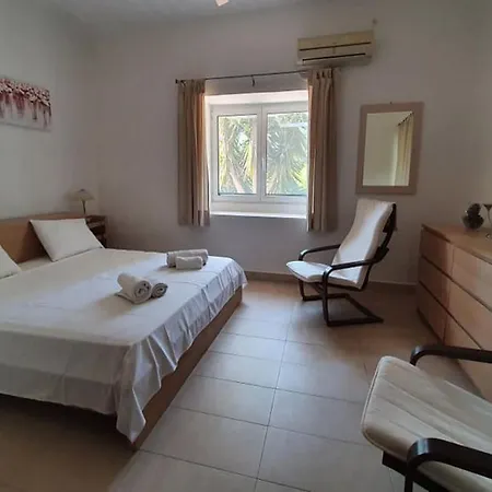 Dunes 350m From The Sandy Vila